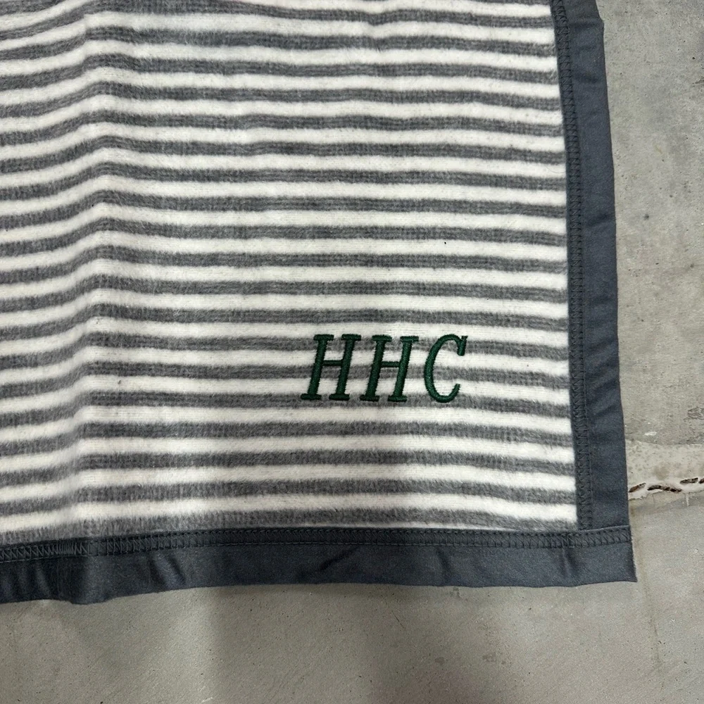 ChappyWrap 30x40 baby blanket HHC monogram - Picture 2 of 3